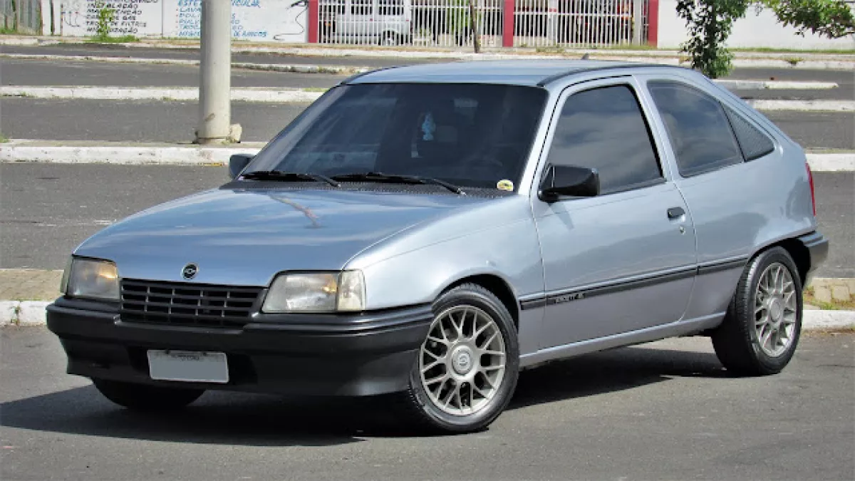 Veículo GM - Chevrolet GMC KADETT SL GMC KADETT SL 1990 Conservado 1990 em leilão