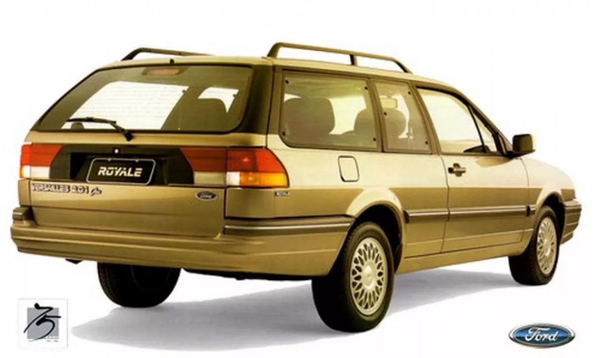 FORD VERSAILLES