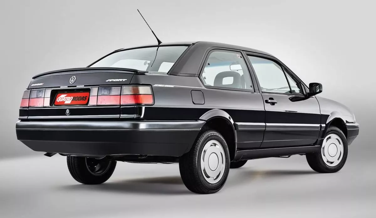 VW SANTANA _2P