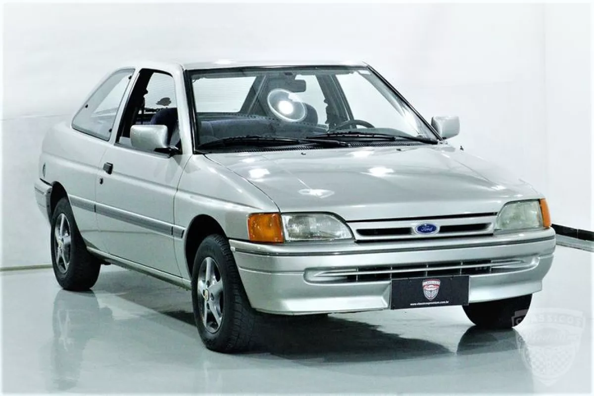 FORD ESCORT GL 16V F